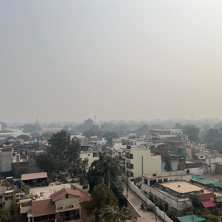 The Grand Ganga Room 2 Near Sangam Allāhābād Junction Exterior foto
